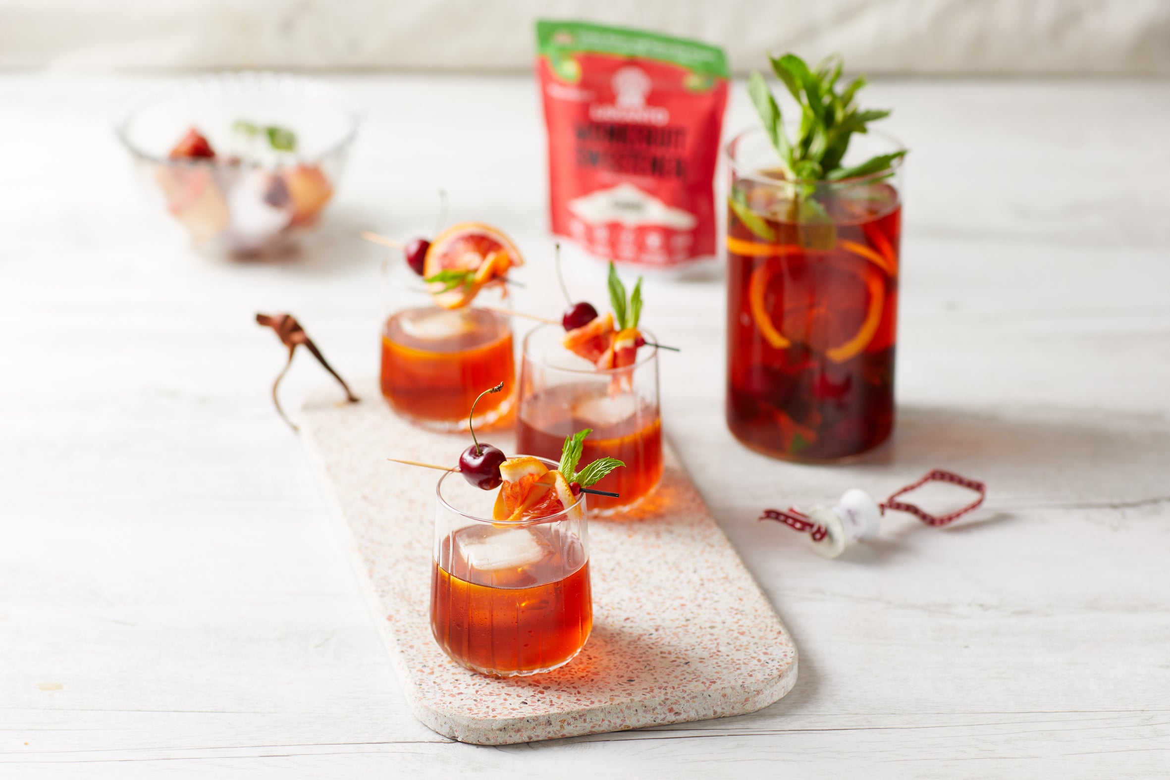7 low-sugar drinks that aren't water...